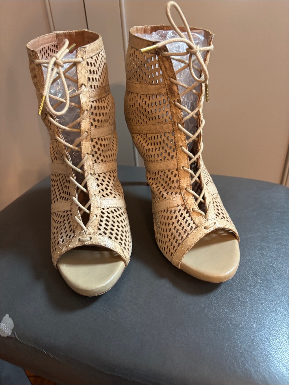 Joie Beige Shari Perforated Lace-Up Bootie, BUFF SIZE 38.5 $415.00 - Picture 3 of 11